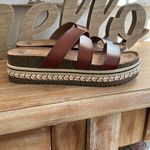 Jelly Pop sandals, Los Angeles, California